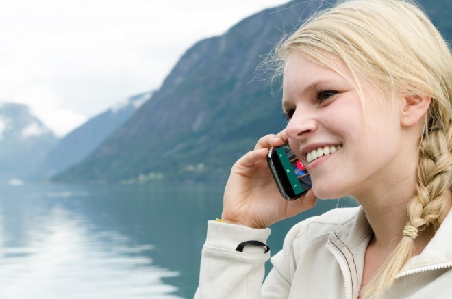 Dank WhatsApp können wir heute recht günstig VoIP-Telefonate führen (Foto: Shutterstock/Robert Neumann)